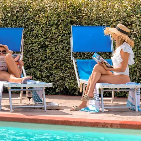 Villa Girasoli Con Piscina Privata E A 2km Dalla