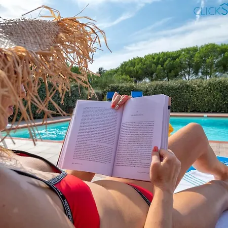 Girasoli Con Piscina Privata E A 2km Dalla *
