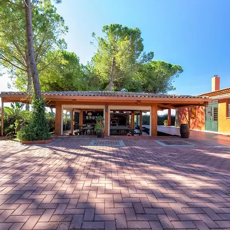 Girasoli Con Piscina Privata E A 2km Dalla Villa *