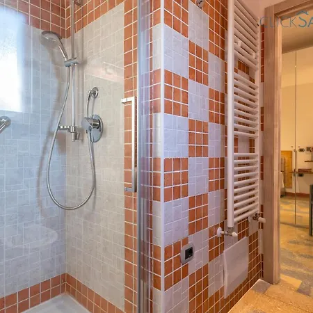 Vila Girasoli Con Piscina Privata E A 2km Dalla *